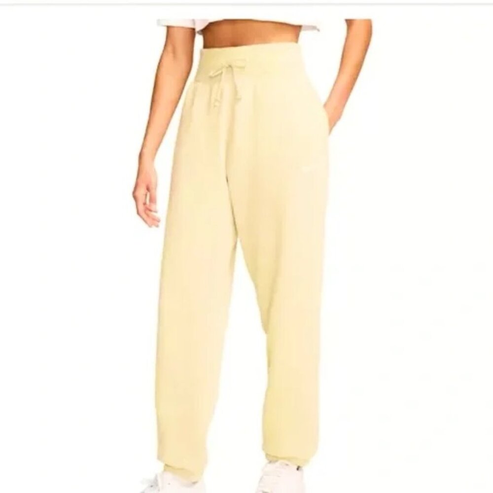 nike oversized fit high rise sweatpants 🤍 large